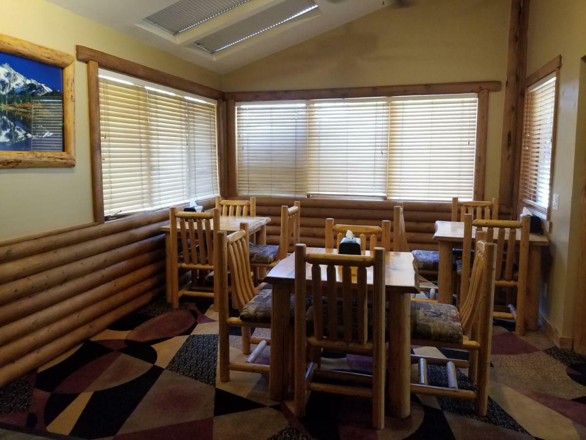 Days Inn By Wyndham Sandpoint Ponderay Buitenkant foto